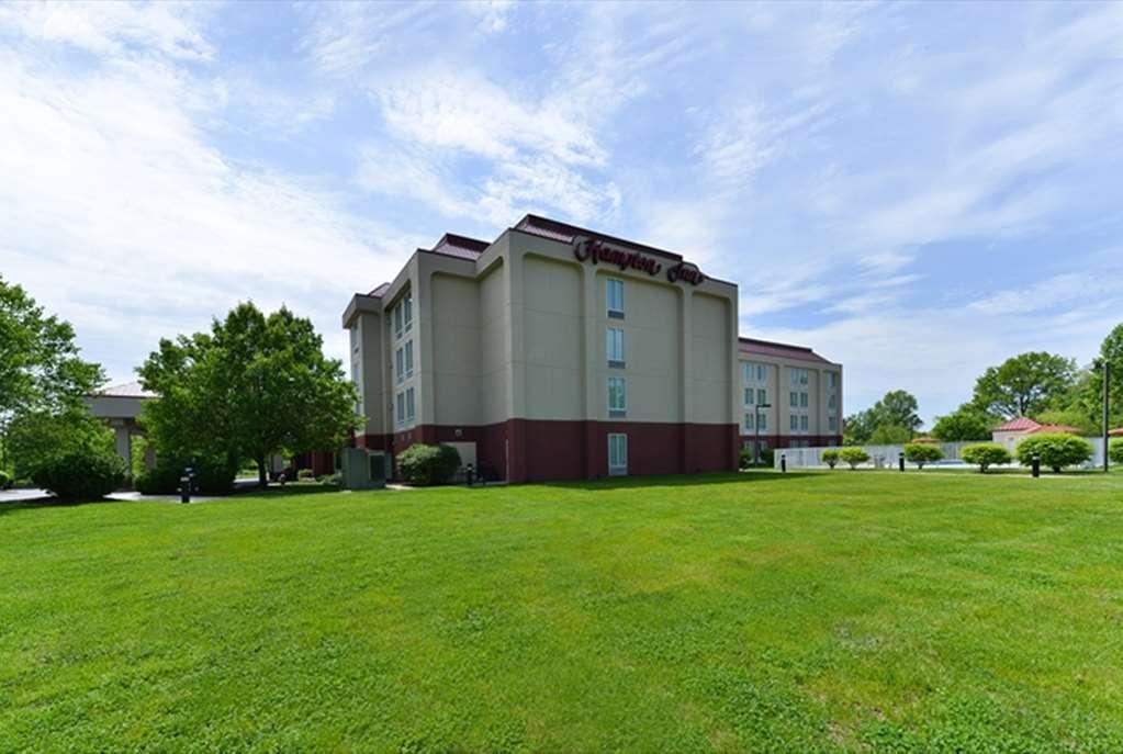 Hampton Inn Swedesboro Philadelphia Exterior photo